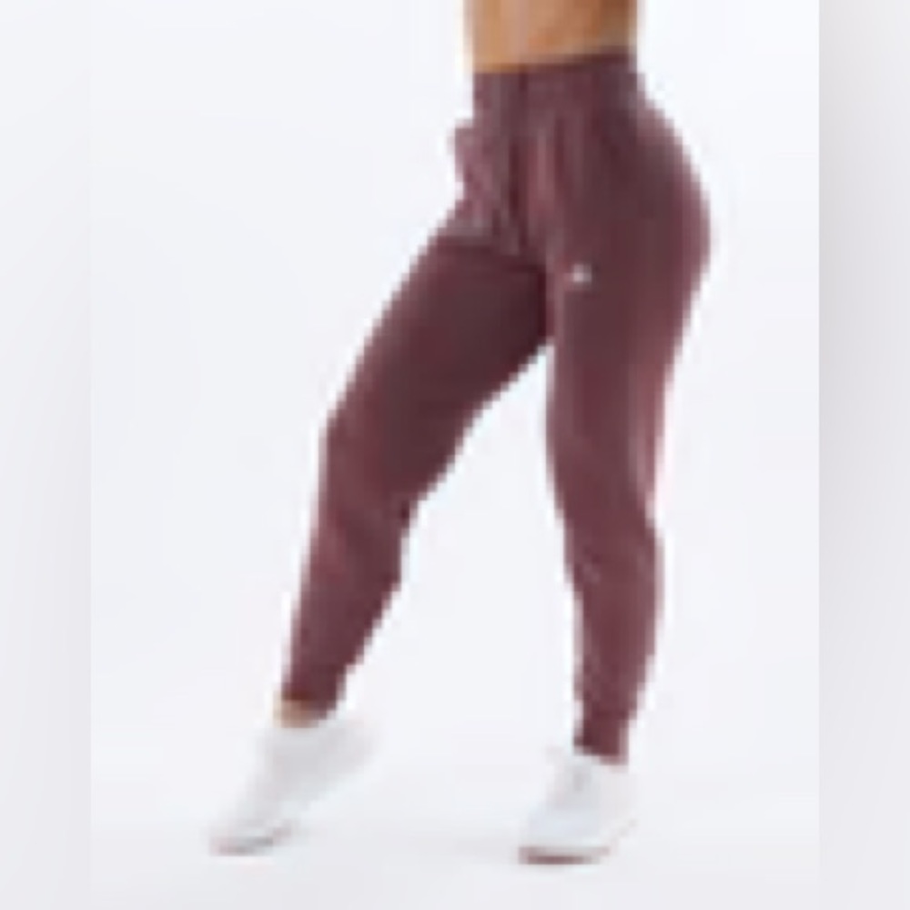 Alphalete ELMTS Relaxed Cuffed Jogger - Mauve Medium